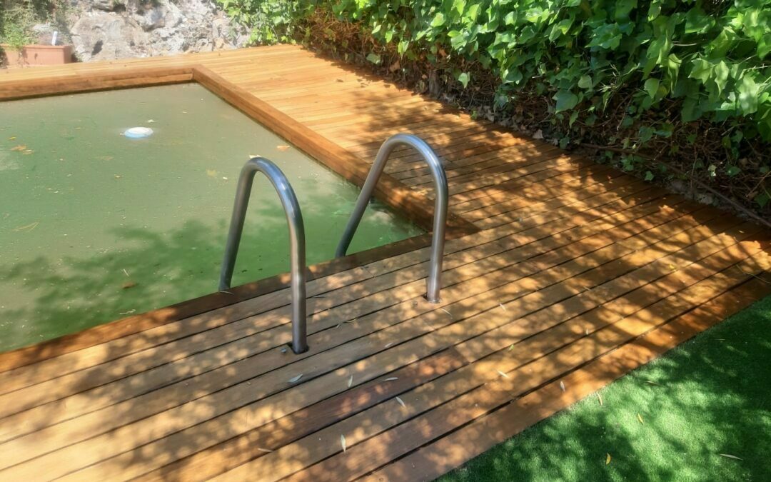 Proyecto de recuperación de suelo de madera exterior de piscina