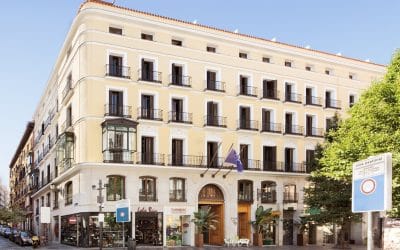 Tarima de madera natural en el Hotel Francisco I – Madrid
